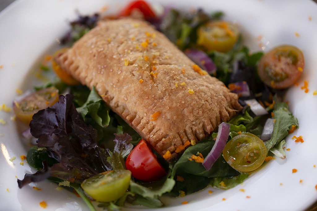 MI CORAZÓN: SAVORY CARAMELIZED PUFF PASTRY